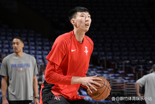 周琦在NBA持续展现潜力，未来之路光明，最新消息与动态